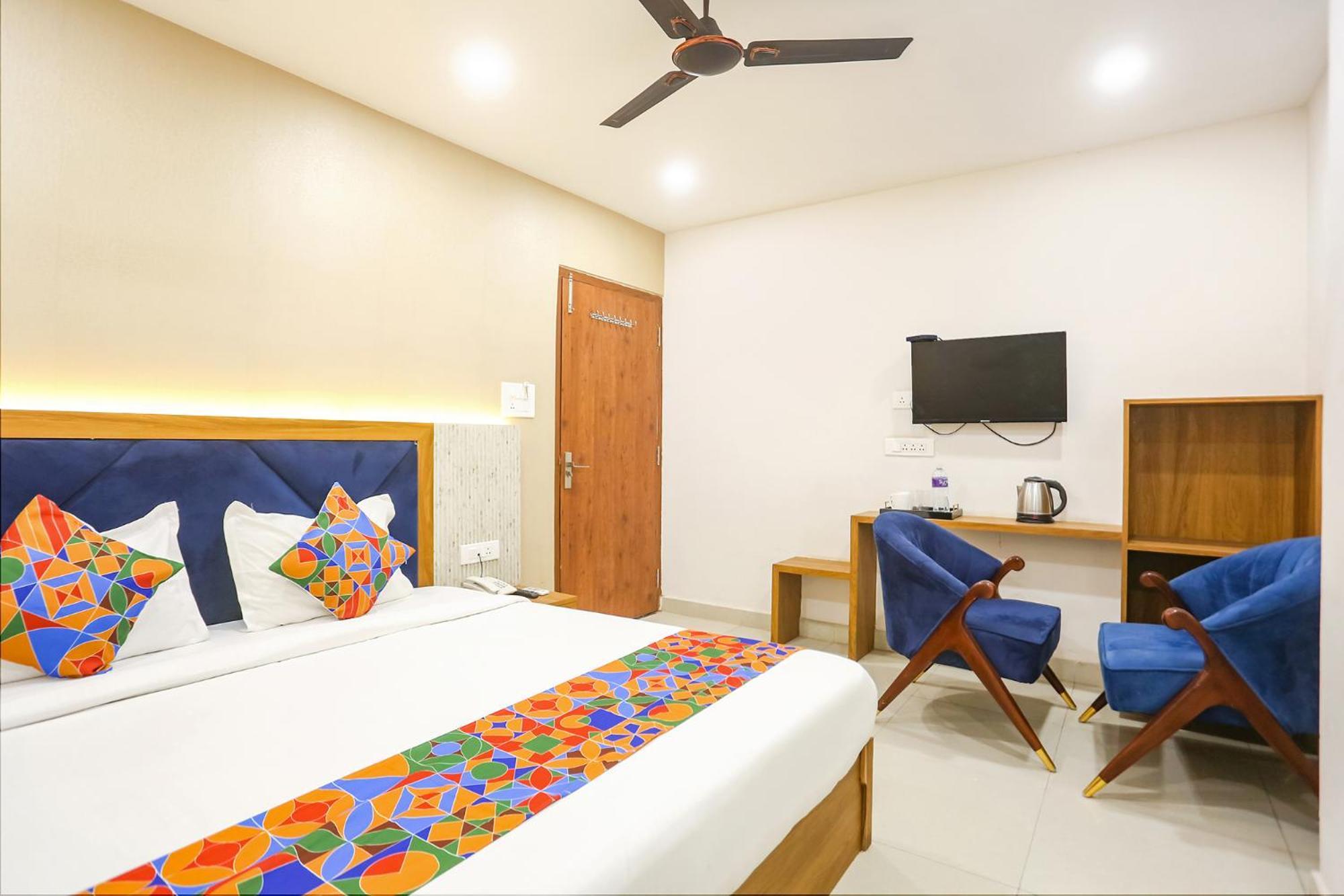 Fabhotel Hari Kunj 900 M From Kashi Vishwanath Temple Varanasi Esterno foto