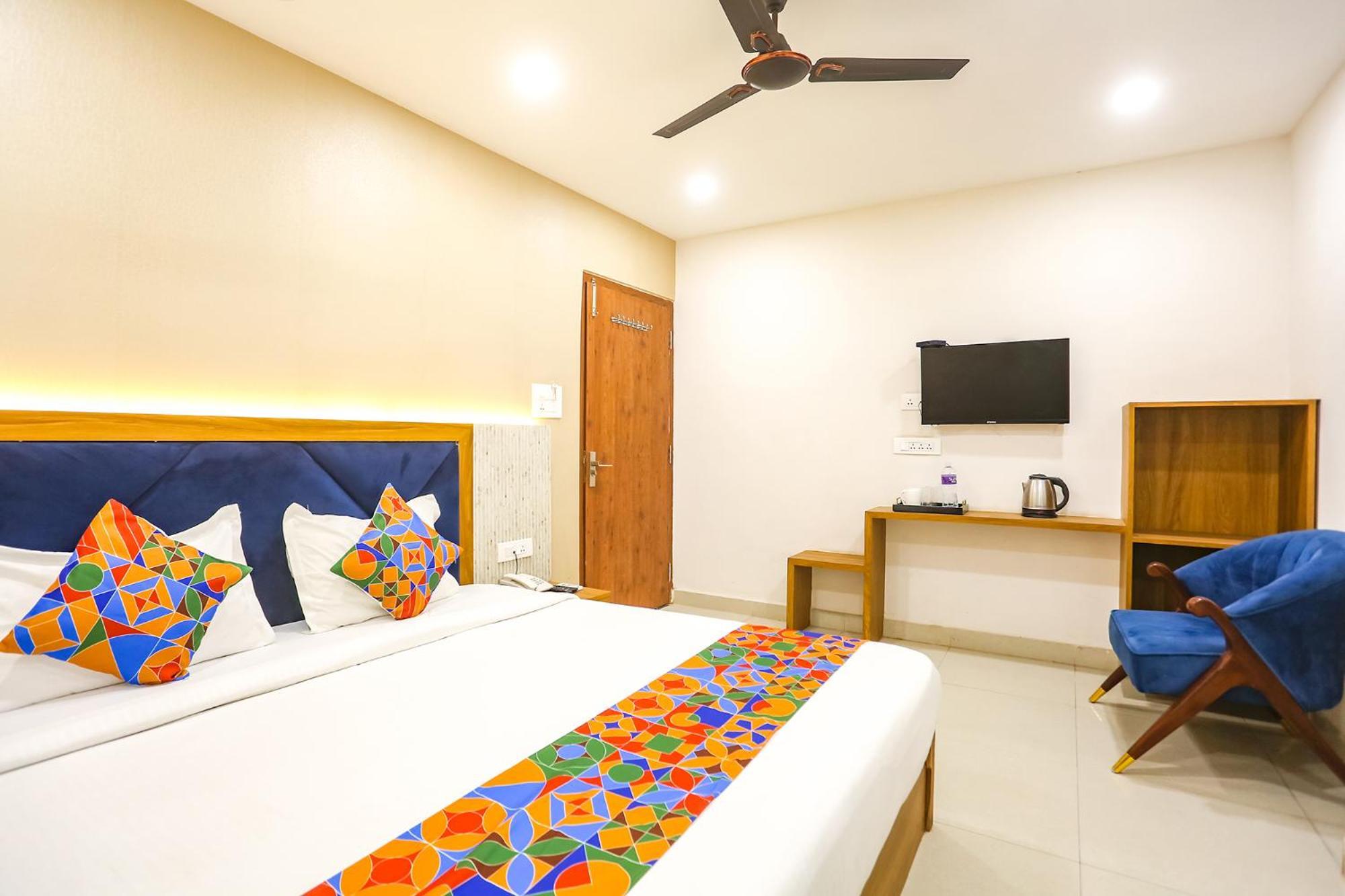Fabhotel Hari Kunj 900 M From Kashi Vishwanath Temple Varanasi Esterno foto
