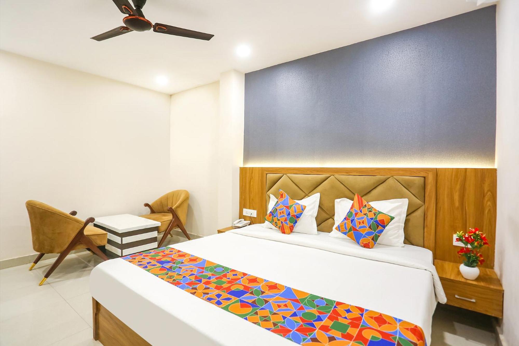 Fabhotel Hari Kunj 900 M From Kashi Vishwanath Temple Varanasi Esterno foto