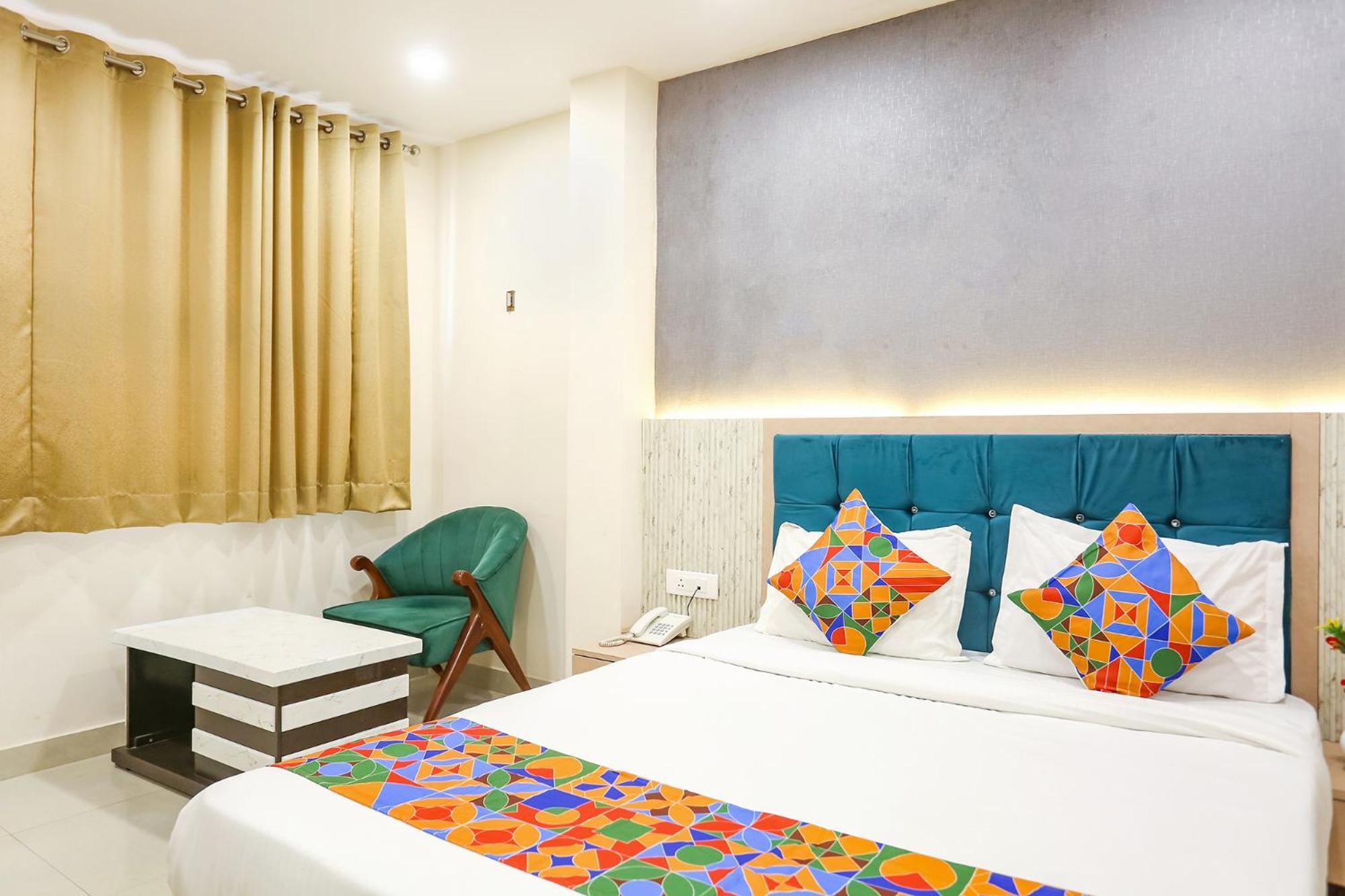 Fabhotel Hari Kunj 900 M From Kashi Vishwanath Temple Varanasi Esterno foto